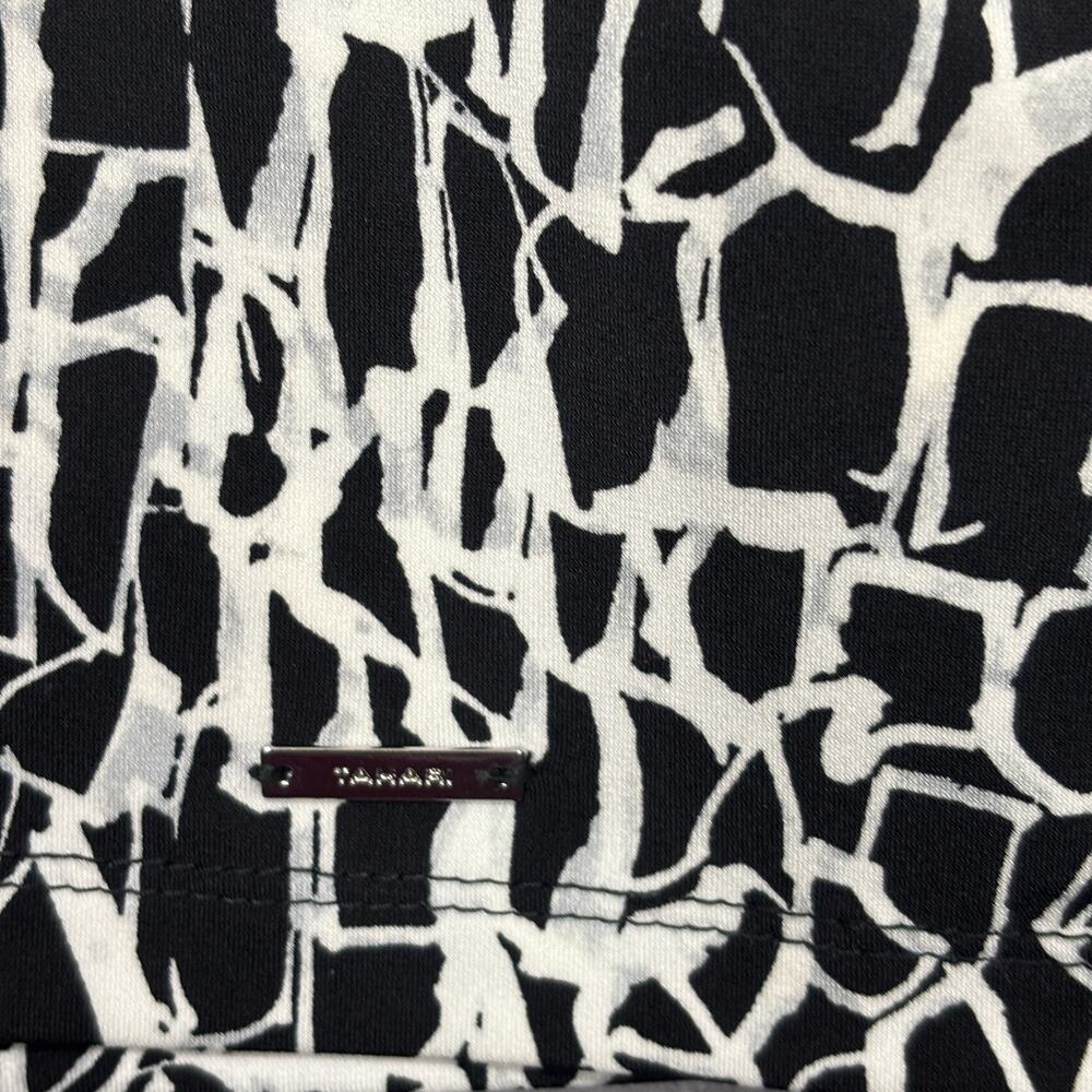 Tahari Abstract Print Top L Sleeveless Black White Modern Chic Statement Bold‎ - Picture 8 of 9